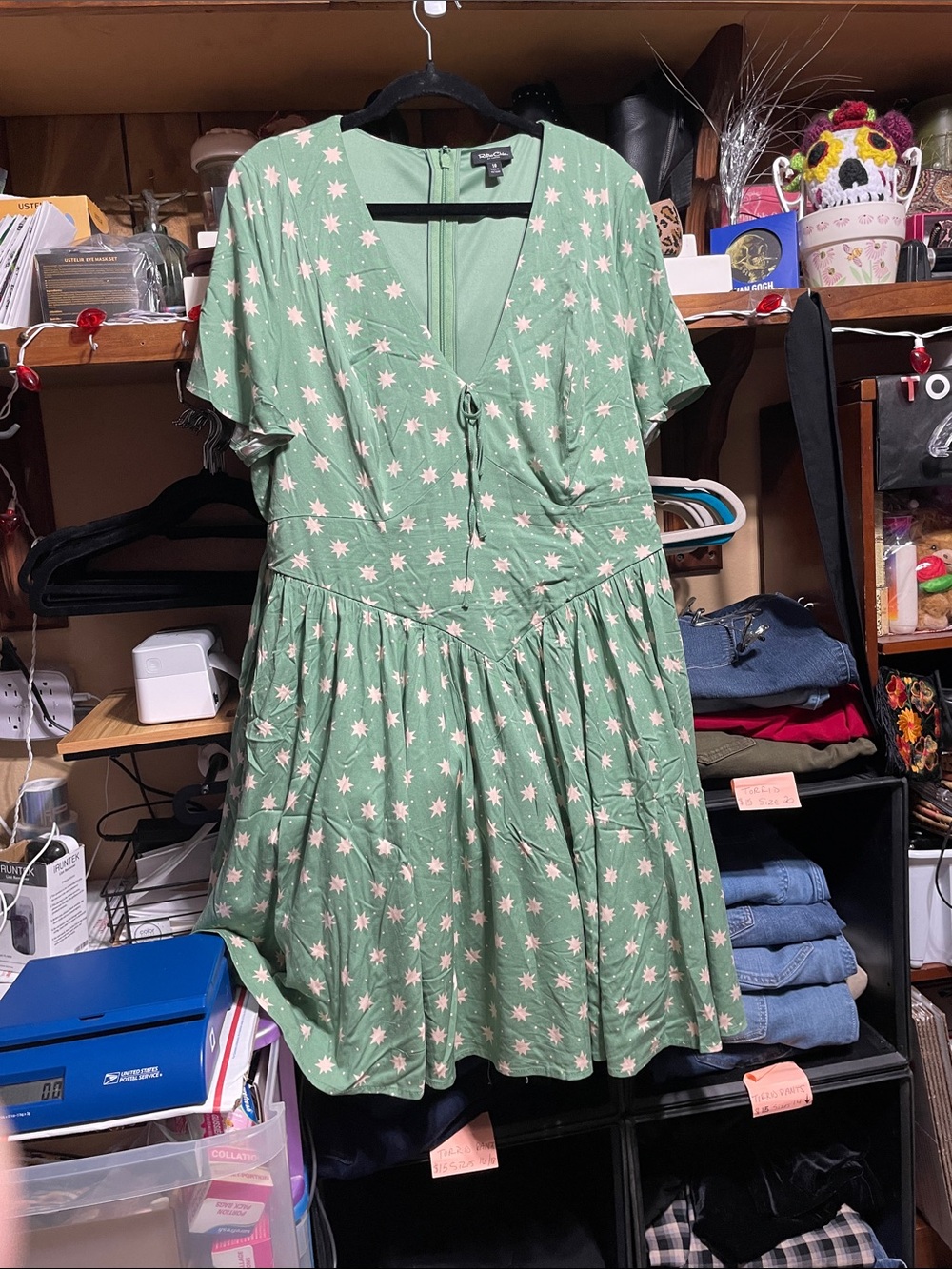#217 size 18 torrid retro chic Mint Green Star-Print Tie-Front Mini Dress
